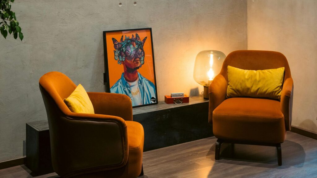 Minimalizm we wnętrzu – dlaczego warto postawić na plakaty zamiast obrazów?